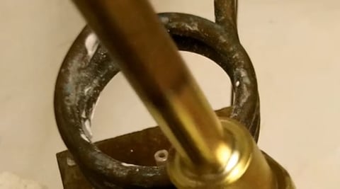 Brazing a tube to a fitting: gas flow assembly